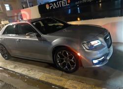 کرایسلەر 300